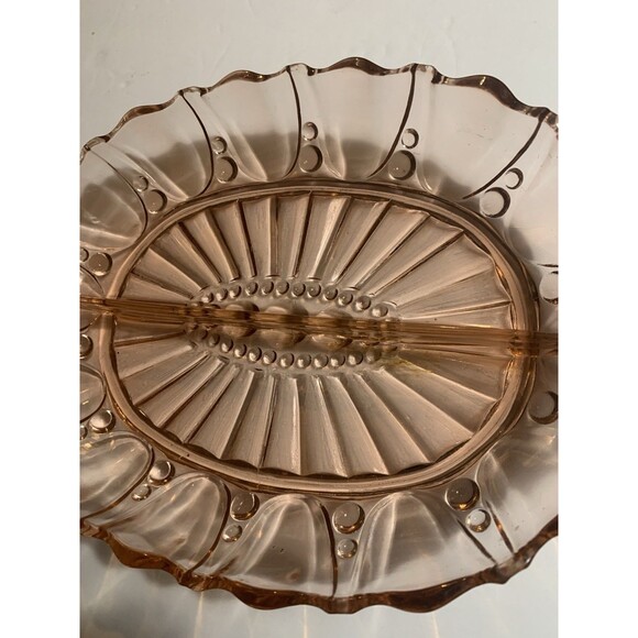 VINTAGE Hocking Depression Glass PINK Serving / Relish Bowl Dish Oyster & Pearl - Picture 2 of 11
